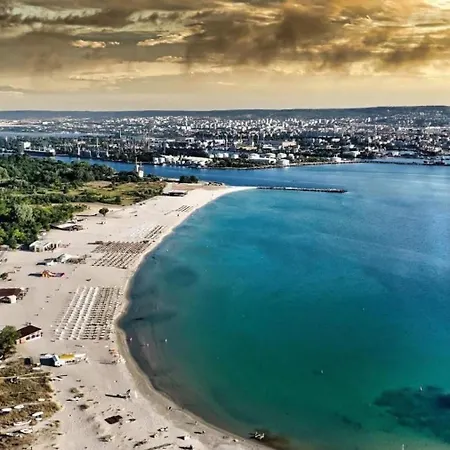Apartamento Coral Bay - Beachfront With Free Parking